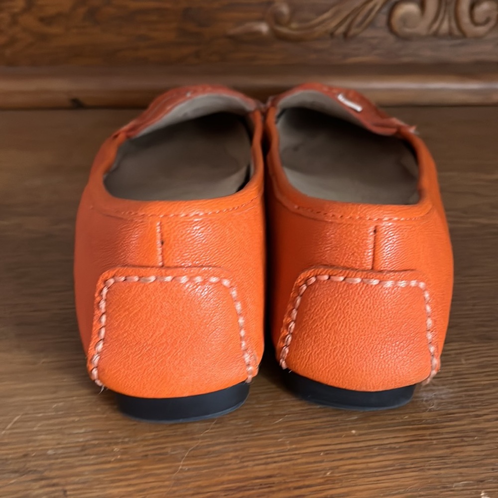 Michael Kors slip on leather shoes - Picture 6 of 9
